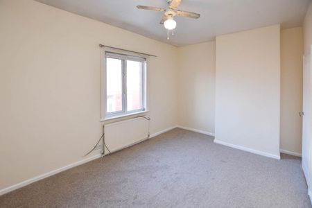 2 bed House - Mid Terrace for Rent - Photo 3