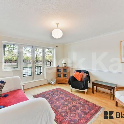 Triplex house + office,garden, two balconies & stunning views of Greenland Dock - Photo 1