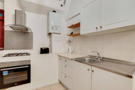 Studio to rent - Photo 5