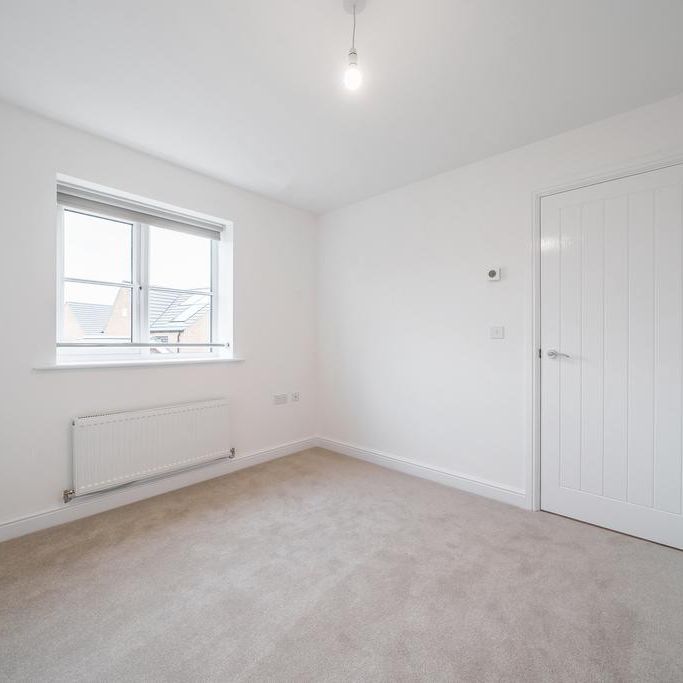 3 bedroom end of terrace house to rent - Photo 1