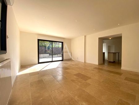 Location Maison 4 pièces 88m² NANTES 44300 - Photo 3