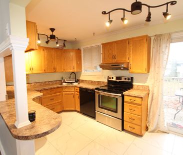For Lease - 8 Meadowland Avenue Unit# Upper Unit, Barrie, Ontario - Photo 5