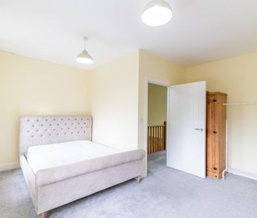 4 bedroom townhouse to rent - Photo 3