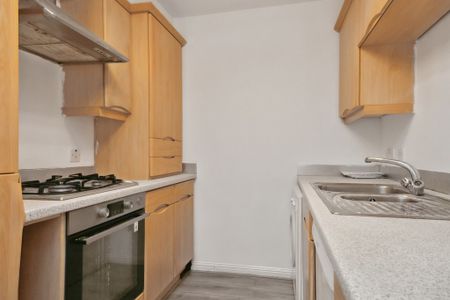 2 Bedroom Property To Rent - Photo 4