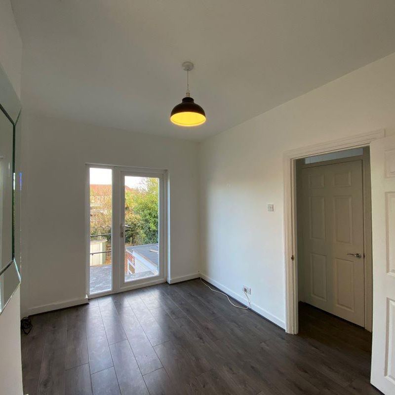 Westward Road, London E4 - Photo 1