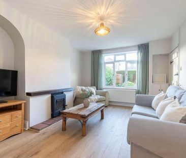 Swindon Lane, Cheltenham, GL50 - Photo 2