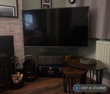 1 bedroom in a house share to rent - Photo 6