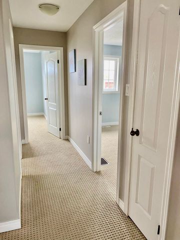 For Lease - 17 Christina Crescent, Bradford West Gwillimbury, Ontario - Photo 4