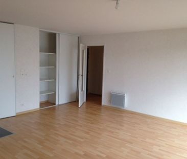 Location Appartement 3 pièces 62m² VANNES 56000 - Photo 1