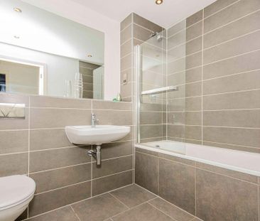 1 bedroom apartment to rent Gateway Plaza, Fitzwilliam Street, Barn... - Photo 5