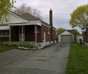 Cute, well maintained 1 Bdrm Lower Level | 392 Elgin Street East, O... - Photo 1
