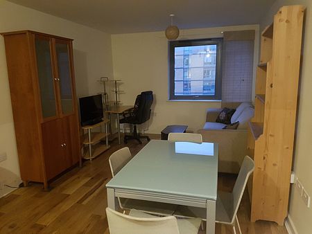 1 Bed Flat, Ebbett Court, W3 - Photo 2