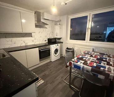 Room in a Shared House, Rothbury Walk, N17 - Photo 4
