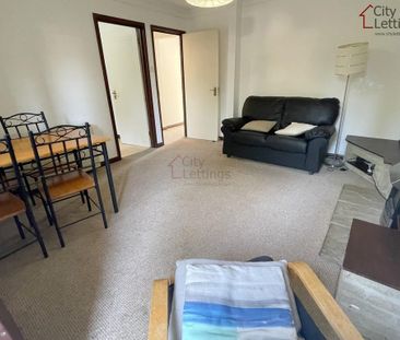 2 bedroom ground floor flat to rent - Photo 1