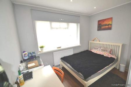 1 bedroom property to rent in London - Photo 4