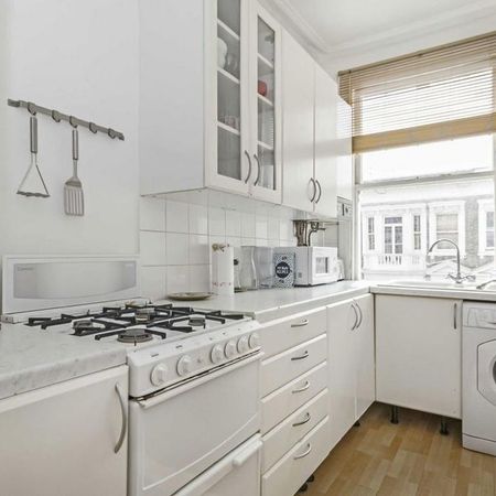 1 bedroom flat to rent - Photo 3