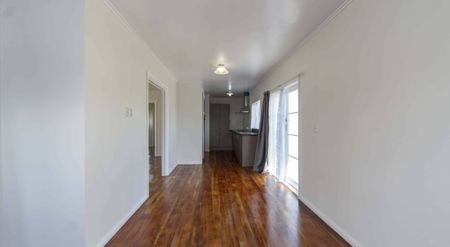 Fully Renovated Family Home - Photo 5