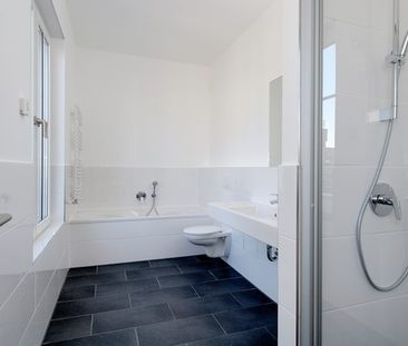 Zwei Loggien, zwei Bäder, grenzenloser Komfort - 3-Zimmer-Wohntraum... - Photo 4