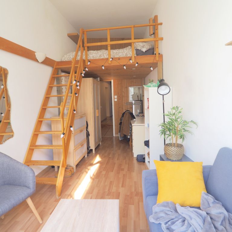 Location Appartement 2 pièces 27m² - Photo 1