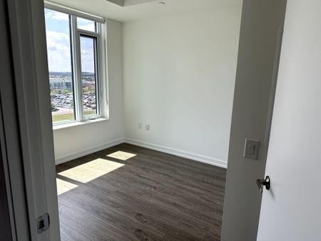 For Lease - 2485 Eglinton Avenue Unit# 1123, Mississauga, Ontario - Photo 4