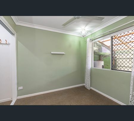 1/17 Sherriff Street, Hermit Park, Qld 4812 - Photo 5