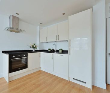1 bedroom flat to rent - Photo 6