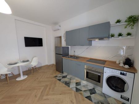 Via Filippo Baldinucci, Milan, Lombardy 20158 - Photo 4