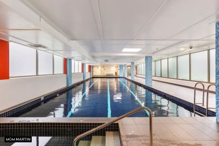 MGM MARTIN - TWO BEDROOM APARTMENT - Photo 4