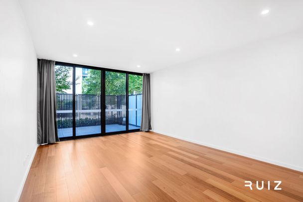 Braddon, Canberra - Photo 1