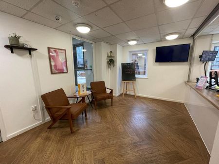 1 bedroom in a flat share to rent - Photo 4