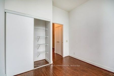 Vu Condos and Lofts , #N804 - Photo 4