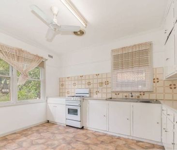 231 Huntingdale Road, Ashwood - Photo 1