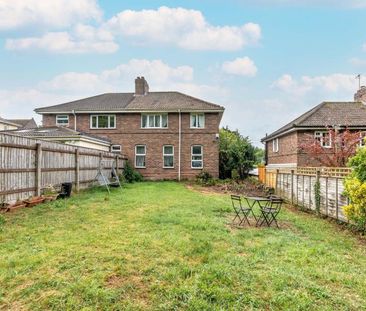 3 bedroom semi-detached house to rent - Photo 3