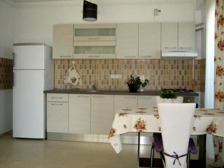 Apartament de inchiriat in Ploiesti, zona Nord- Cartier Evocasa - Photo 4