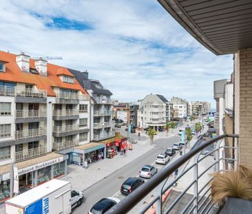 Appartement te huur in Koksijde voor € 1.300 met 3 slaapkamers - Photo 1