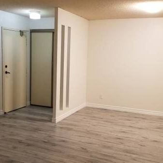 Downtown Toronto, 633 Bay Street, 2B1B Condo For Rent - Photo 1