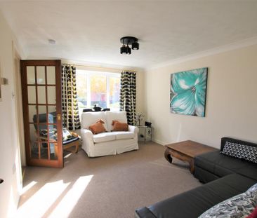 3 bedroom terraced house to rent - Photo 2