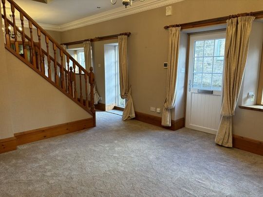 Mews Cottage, Dollar - Photo 1