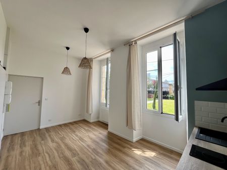 Location Appartement 2 pièces 28m² - Photo 2