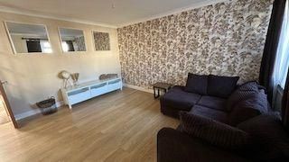 4 bedroom semi-detached house to rent - Photo 3