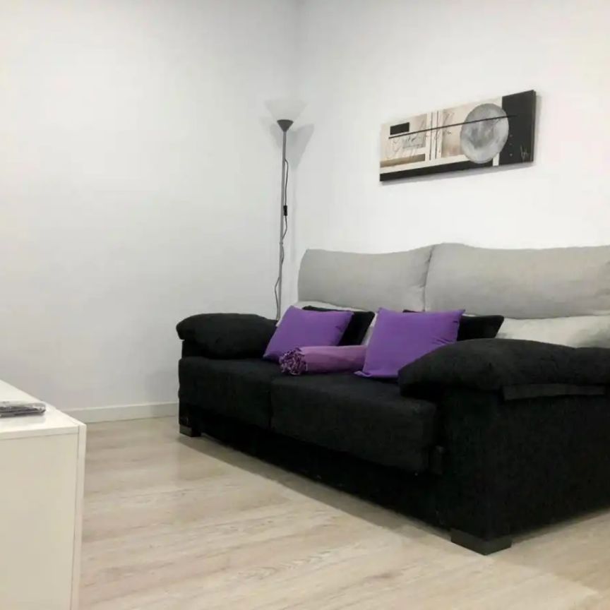 Apartamento de alquiler en El Guinardó - Foto 1