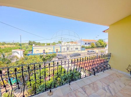 Faro, Faro 8900-067 - Photo 2