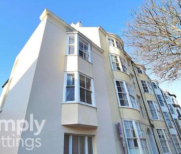 Bedford Row, Worthing, BN11 - Photo 4