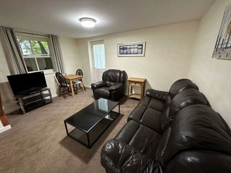 51 High St, Yarm - Photo 2