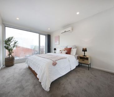 11 Curzon Place North Melbourne VIC - Photo 1