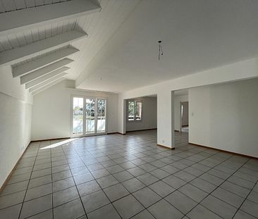 Grand appartement de 3,5 pièces au 3ème étage - 1er loyer offert - Foto 2