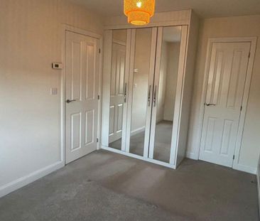 2 bedroom semi-detached house to rent - Photo 2