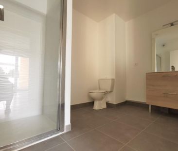 Location Appartement 2 pièces 50m² LE PONTET 84130 - Photo 2
