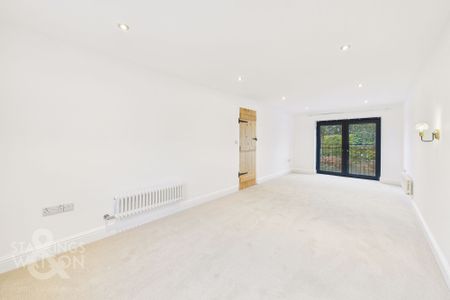 Bells Loke, Brundall, Norwich - Photo 3