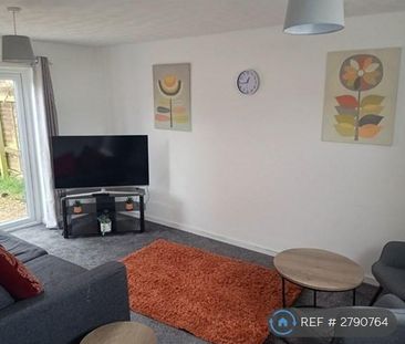 1 bedroom in a house share to rent - Photo 1
